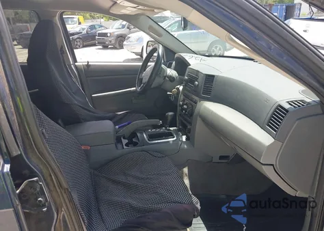 2006 Jeep Grand Cherokee Laredo z USA, uszkodzony, nr VIN 1J4HS48N06C216940